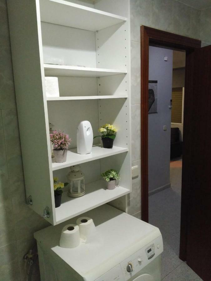 Malagaonbeach 1 - Two Bedrooms - Up To 3 People - 10 Meters Beach ภายนอก รูปภาพ
